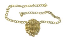 DECORATIVE LION WITH CHAIN