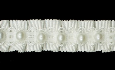TRIMMING PLEAT GRO WITH PEARLS