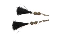 DECORATIVE HANGING CHAIN WITH TASSELS
