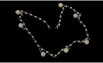 DECORATIVE HANGING WITH PEARLS WITH CLIP