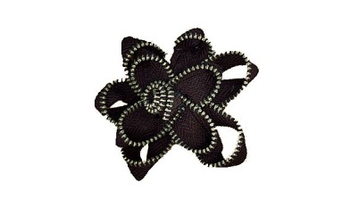 FLOWER FROM ZIPPER WITH PIN