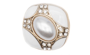 BUTTON METAL WITH PEARL AND WHITE ENAMEL WITH SHAN