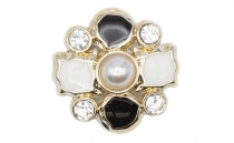 BUTTON METAL WITH ENAMEL BLACK WHITE AND PEARL