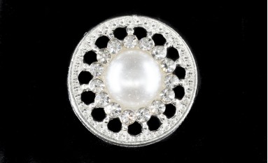 BUTTON METAL WITH PEARL AND STRASS WITH SHANK - FO